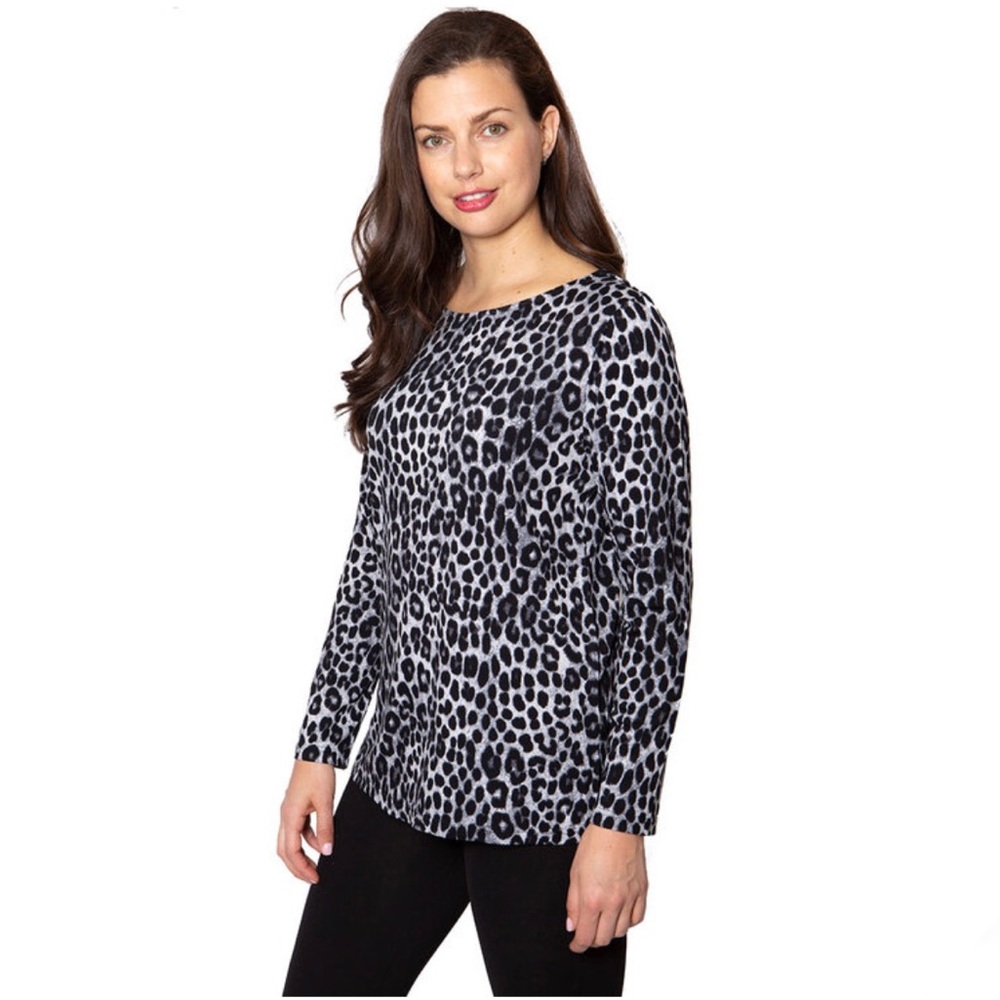 NEW!!! Mario Serrani Italy Womens Crew Neck Long Sleeve Top